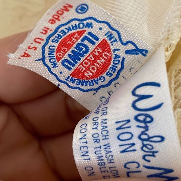 Vintage 60’s Wonder Maid Cream Nylon Slip - Picture 7 of 7